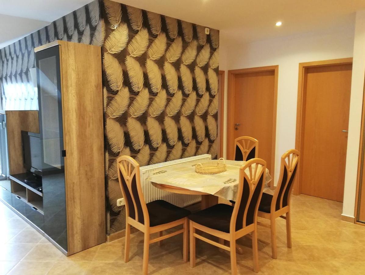 Boroka Apartman Хевиз Экстерьер фото